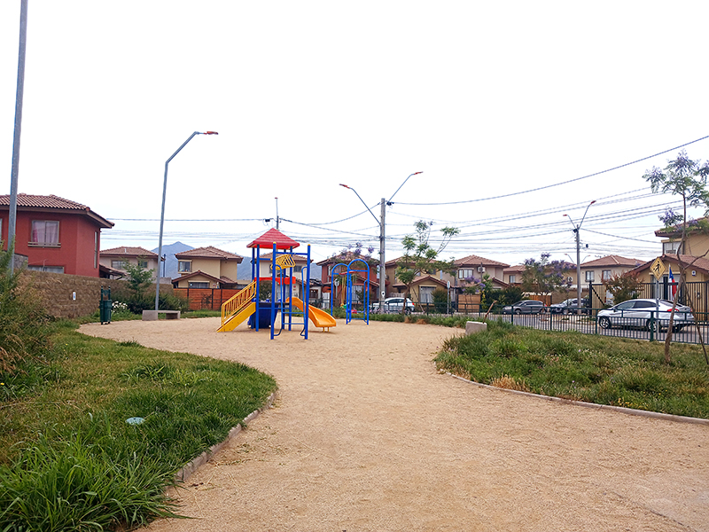 plaza-juegos-buin-accesos-familiar-valle-tranquilo